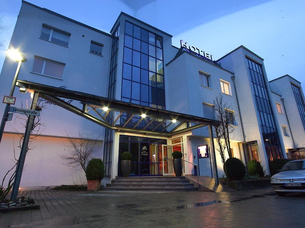 Hotel Am Park Leinfelden-Echterdingen Exterior foto
